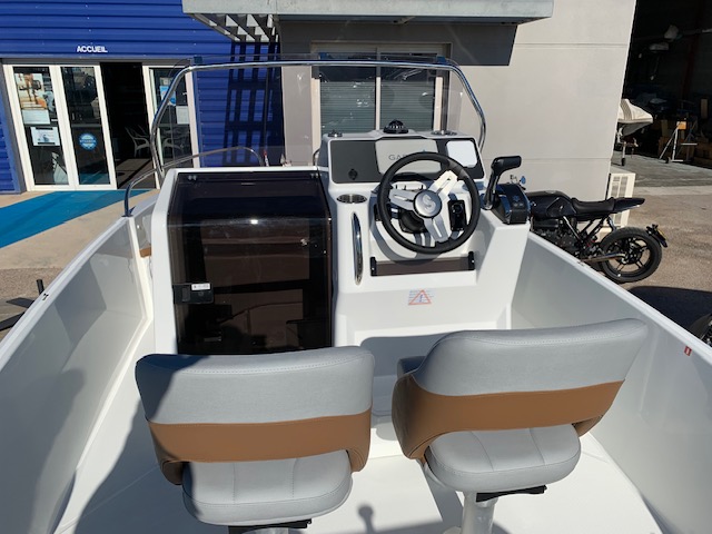 slider 3 Beneteau Flyer 6 SPACEdeck